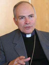 Mons. Carlos Aguiar Retes
